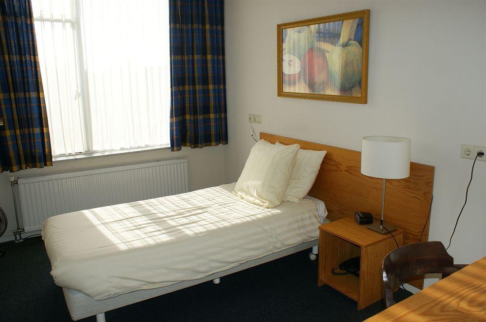 Brainport Hotel And Apartments Geldrop Extérieur photo